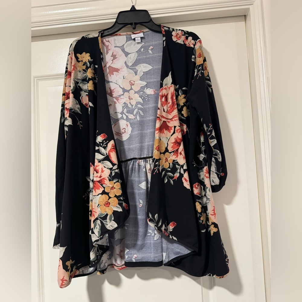 Lularoe Floral Nanette Open Cardigan Leggings Material Large